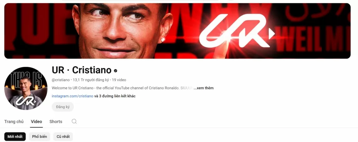 Với việc đạt nút kim cương Youtube, Ronaldo đã phá những kỉ lục nào?