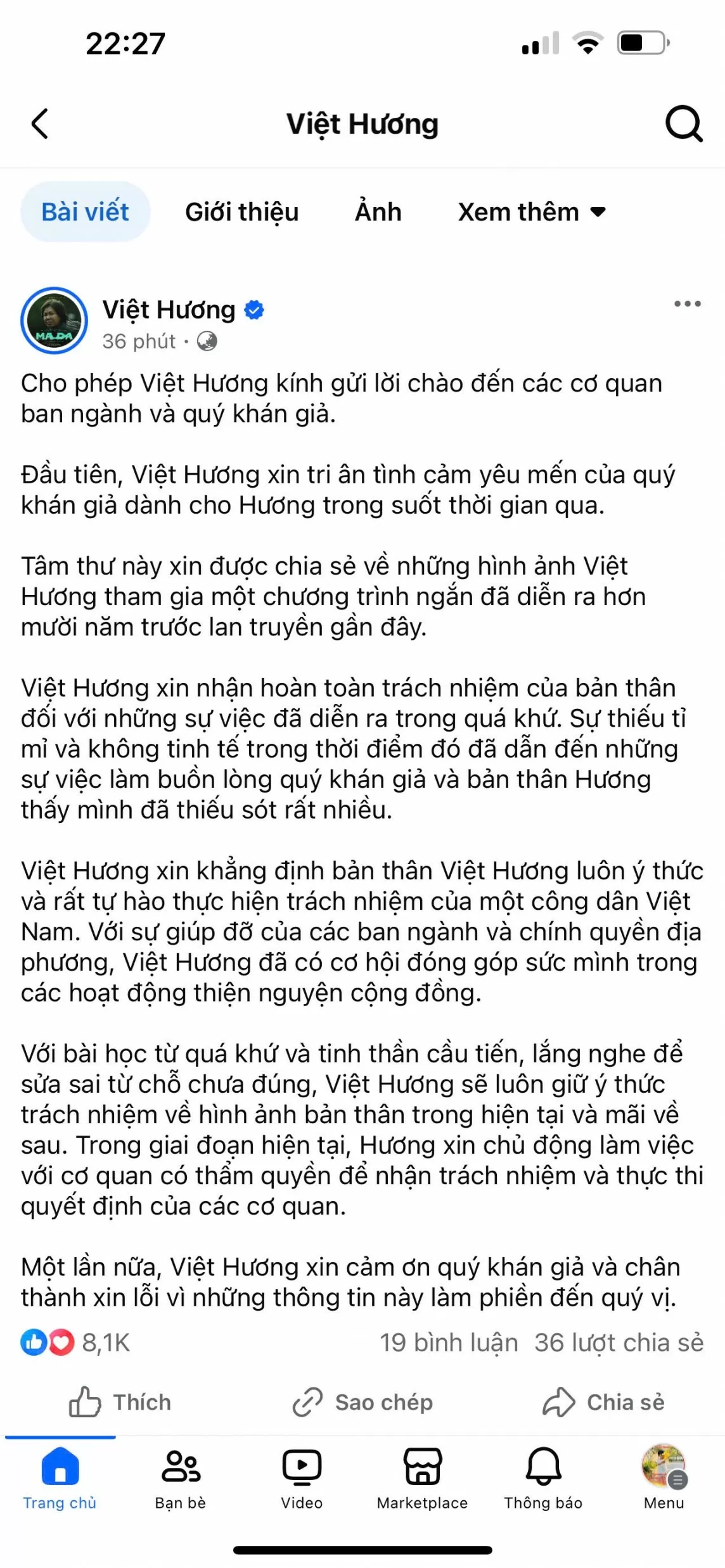 Việt Hương, Trấn Thành bị réo tên trong vụ biểu diễn trước cờ ba sọc