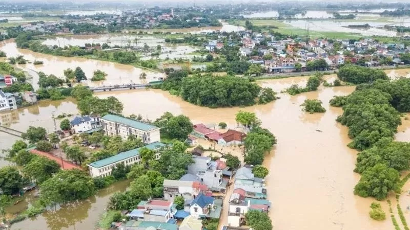 Hà Nội chỉ đạo các địa phương vùng ven sông rà soát, sơ tán người dân đến nơi an toàn trước tình hình mưa lũ phức tạp.