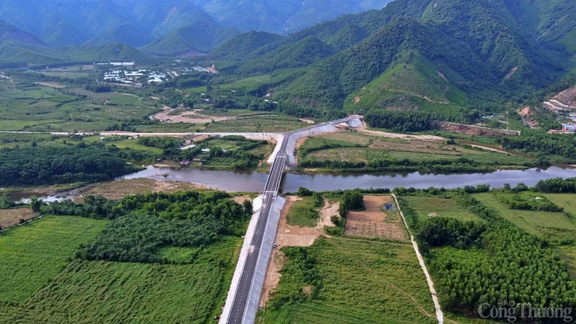 Ban Quản lý dự án đầu tư xây dựng các công trình giao thông Đà Nẵng, Dự án Tuyến đường giao thông kết nối đường ĐT601 và thôn Lộc Mỹ (xã Hòa Bắc, huyện Hòa Vang) dự kiến sẽ thông xe vào ngày 28/8 tới. 