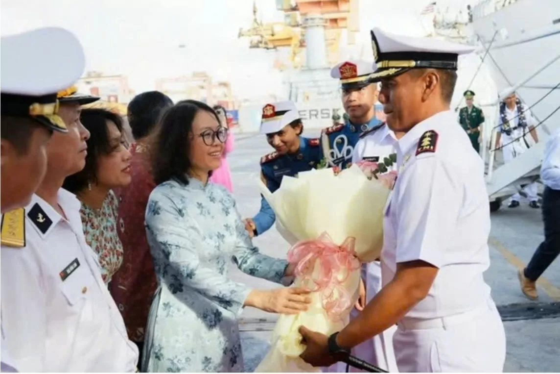 Hải quân Indonesia thăm xã giao TP. Hải Phòng