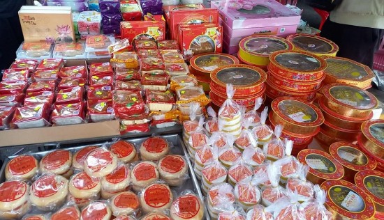 can tho siet chat quan ly banh trung thu va do choi tre em