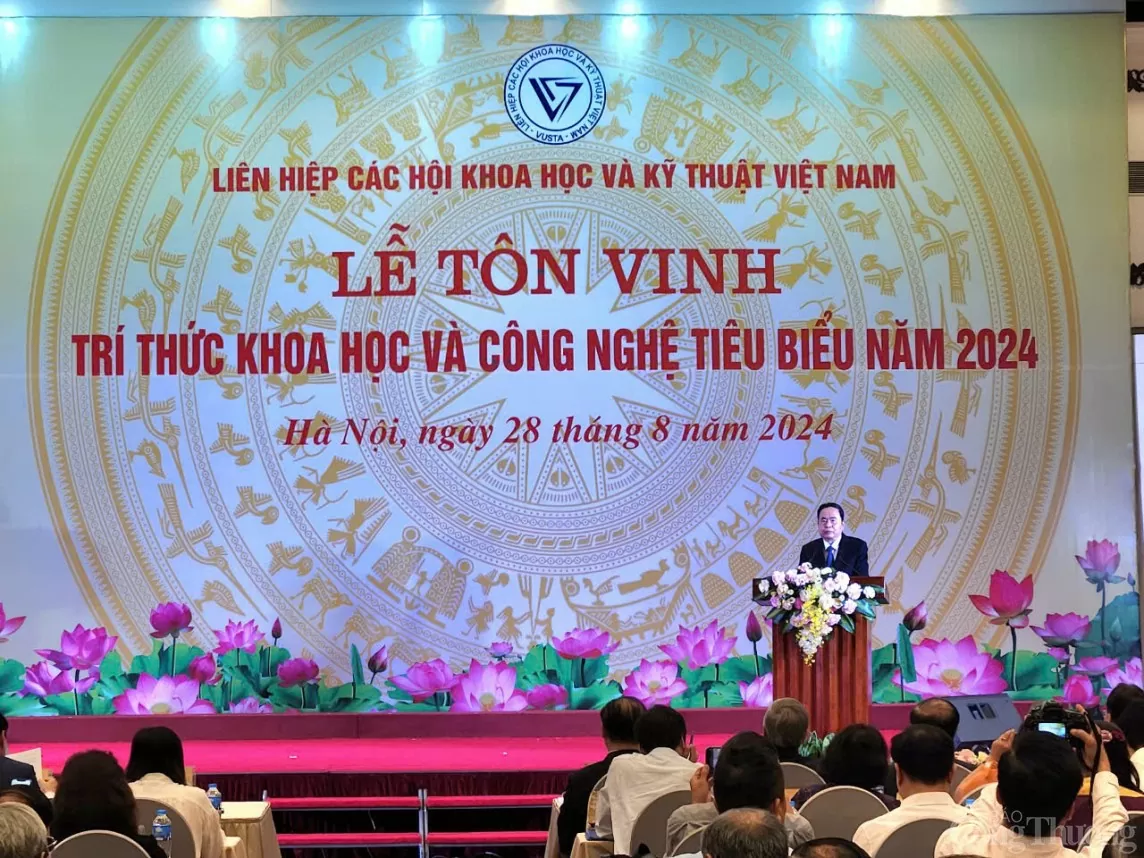 Chủ tịch Quốc hội dự lễ Tôn vinh 135 trí thức khoa học và công nghệ tiêu biểu năm 2024