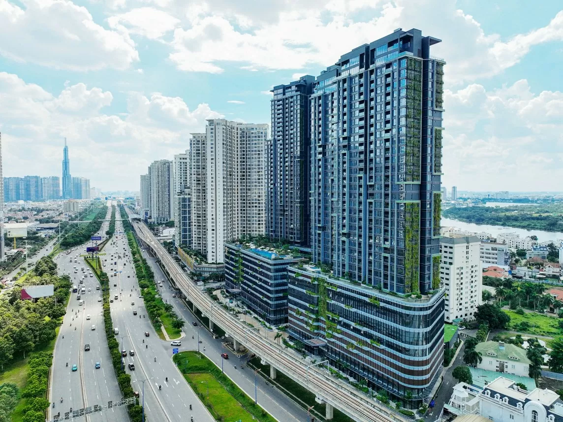 Masterise Homes bàn giao sổ hồng cho cư dân Lumière Riverside theo đúng cam kết