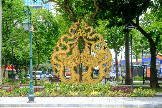 ha noi ngo ngang nhieu vuon hoa khoac ao moi don dip nghi le quoc khanh
