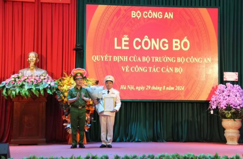 Bộ trưởng Bộ Công an bổ nhiệm Cục trưởng