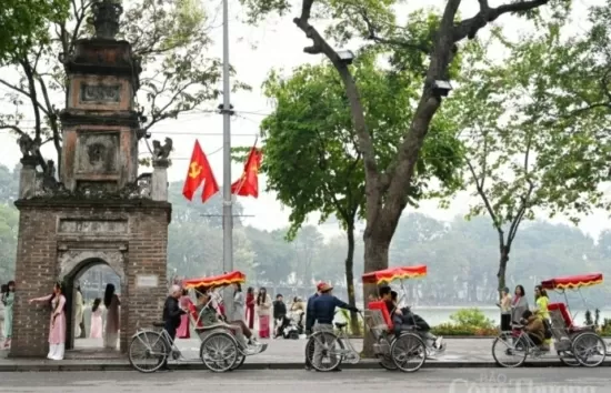 Dự báo thời tiết Hà Nội ngày 2/9/2024: Hà Nội nắng nhẹ, du khách thuận lợi vui chơi ngày Quốc khánh