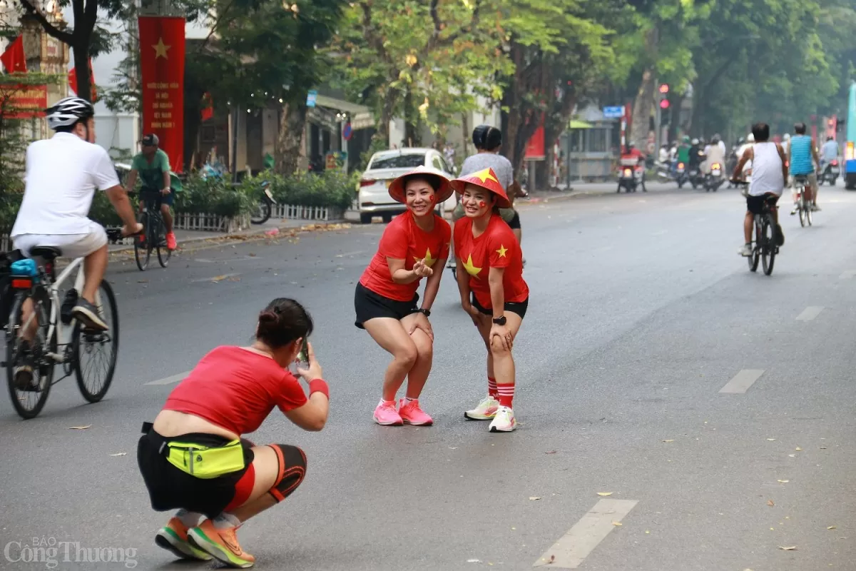 Chùm ảnh: Phố phường Hà Nội sáng ngày Quốc khánh 2/9