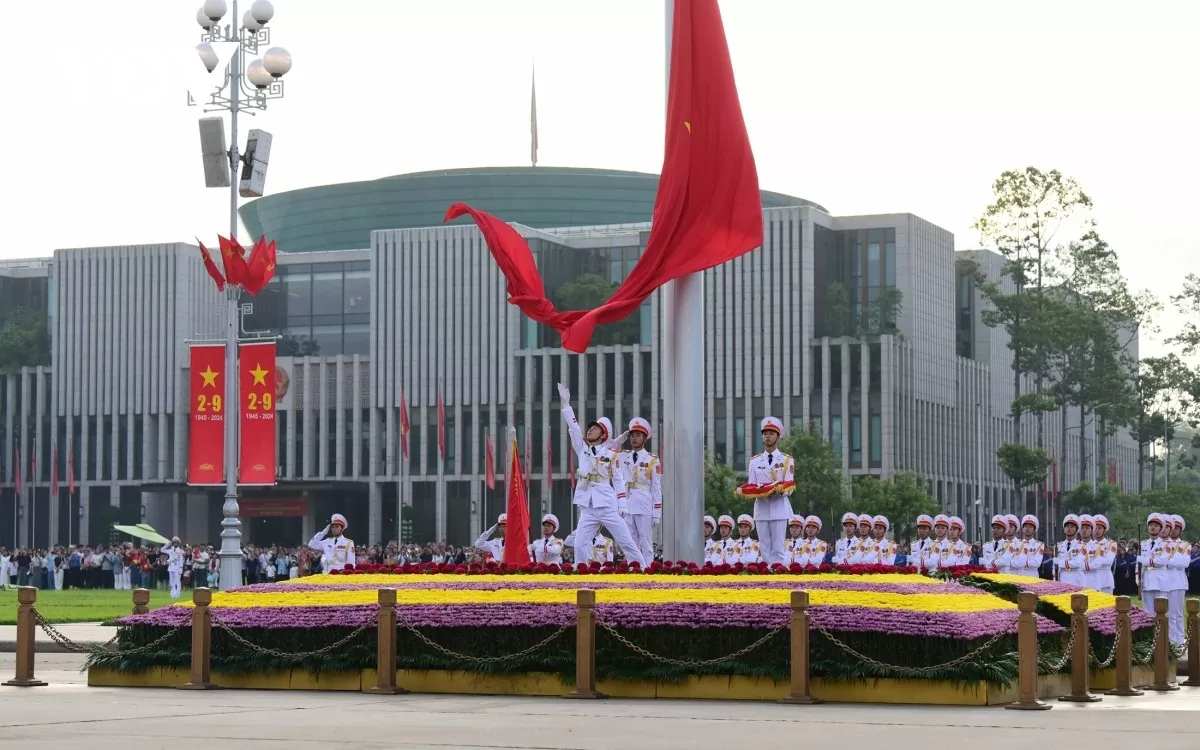 Đoàn viên, Thanh niên Bộ Công Thương vinh dự và tự hào dự Lễ chào cờ mừng Quốc khánh 2/9