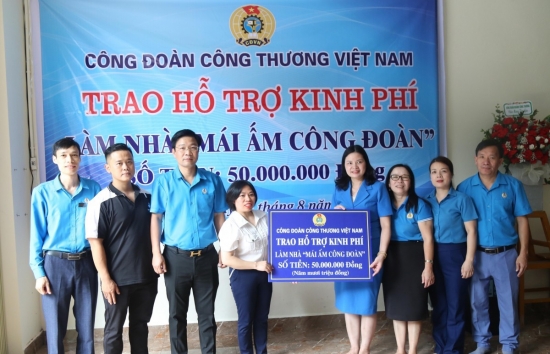 cong doan cong thuong viet nam mot nam nhieu khoi sac