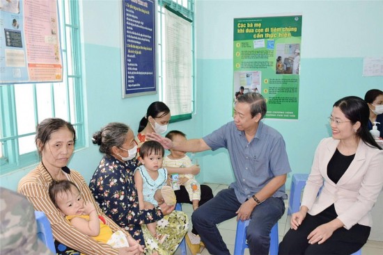 tp ho chi minh nguoi dan co the dua tre den tiem vac xin soi tai cac co so nao