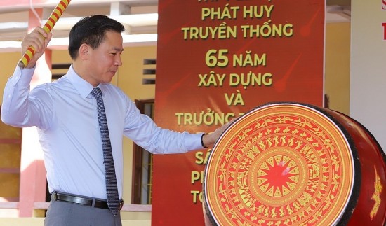 thanh hoa tung bung khai giang nam hoc moi 2024 2025