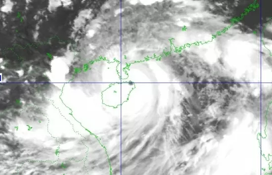 Dự báo thời tiết ngày mai 7/9/2024: Siêu bão mạnh nhất di chuyển nhanh vào đất liền; miền Bắc mưa trên 450mm