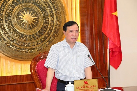 bo chinh tri phan cong pho bi thu thuong truc lai the nguyen dieu hanh cong viec cua tinh uy thanh hoa