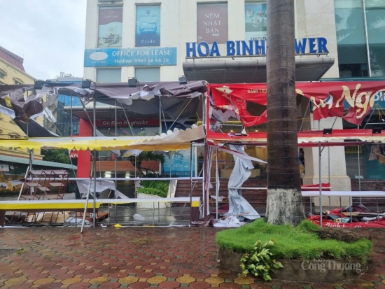 ha noi cua hang banh trung thu tren he pho tan hoang do bao so 3