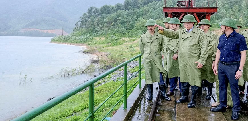 Lãnh đạo tỉnh Vĩnh Phúc họp khẩn nhằm ứng phó cơn bão Yagi