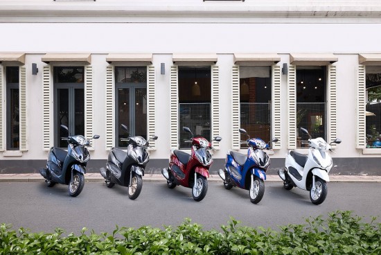 honda ra mat 8 phien ban xe moi khuay dao thi truong xe may viet