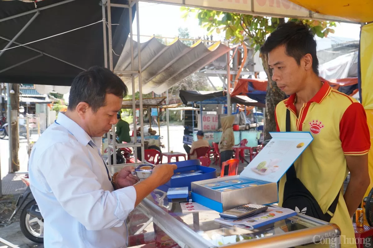 Miền Trung tăng cường kiểm tra, giám sát an toàn thực phẩm dịp Tết Trung thu