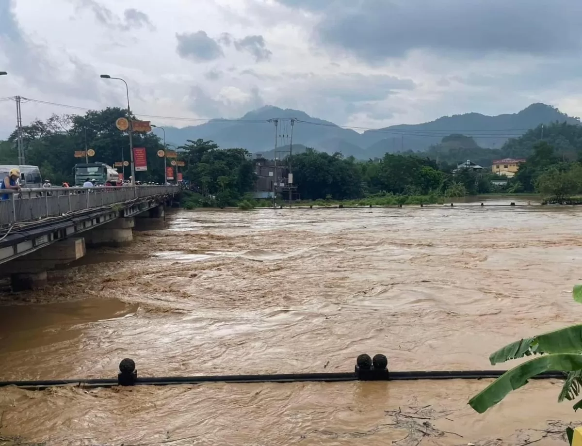 Cảnh báo lũ khẩn cấp trên các sông ở Tuyên Quang