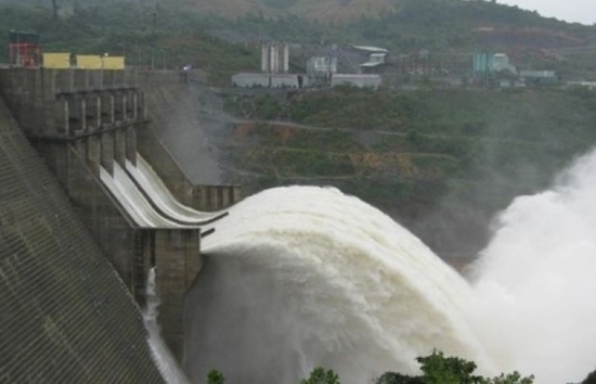 cong dien hoa toc thuy dien tuyen quang mo dong loat 8 cua xa lu