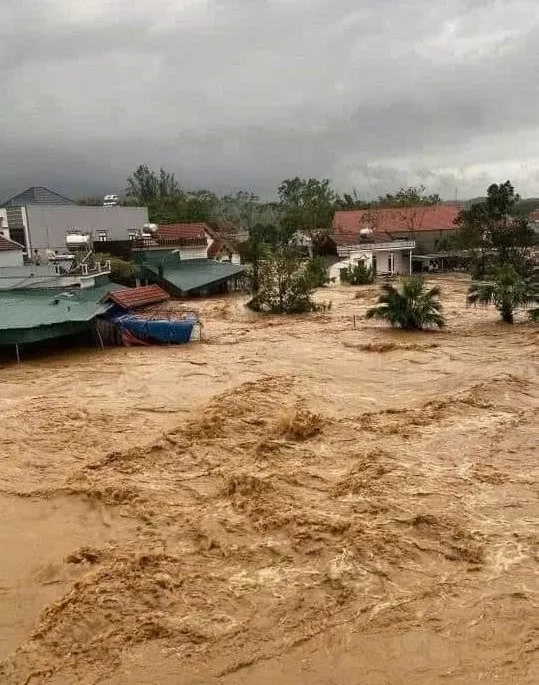 Quảng Ninh: Vỡ đập dâng trên sông, nhiều hộ dân bị ảnh hưởng