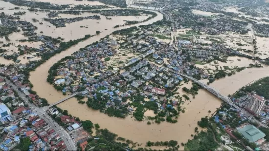 Thái Nguyên: Lũ sông Cầu lớn nhất trong 65 năm, di dời hơn 2.200 hộ dân