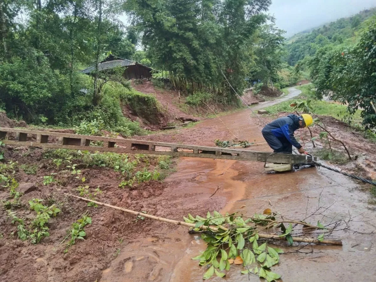 Sau nỗ lực khắc phục, Sơn La còn 40 khách hàng chưa cấp điện do lũ lụt