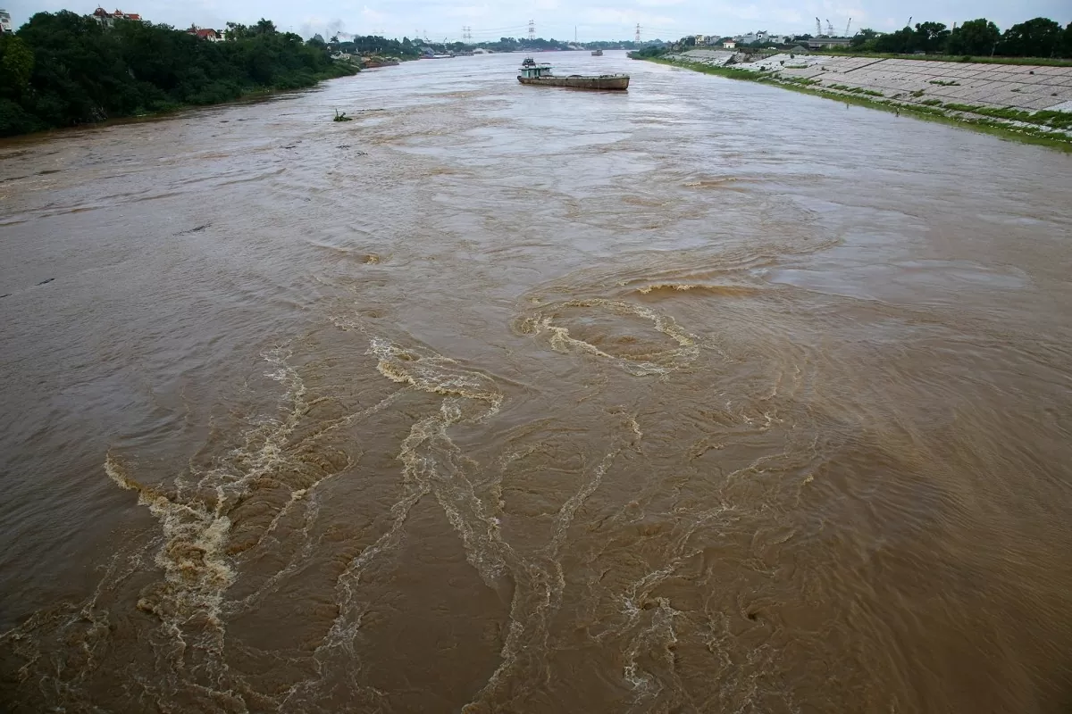 Hà Nội: Báo động lũ trên khu vực sông Đuống