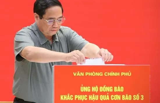 Thủ tướng cùng Văn phòng Chính phủ ủng hộ đồng bào khắc phục hậu quả bão số 3