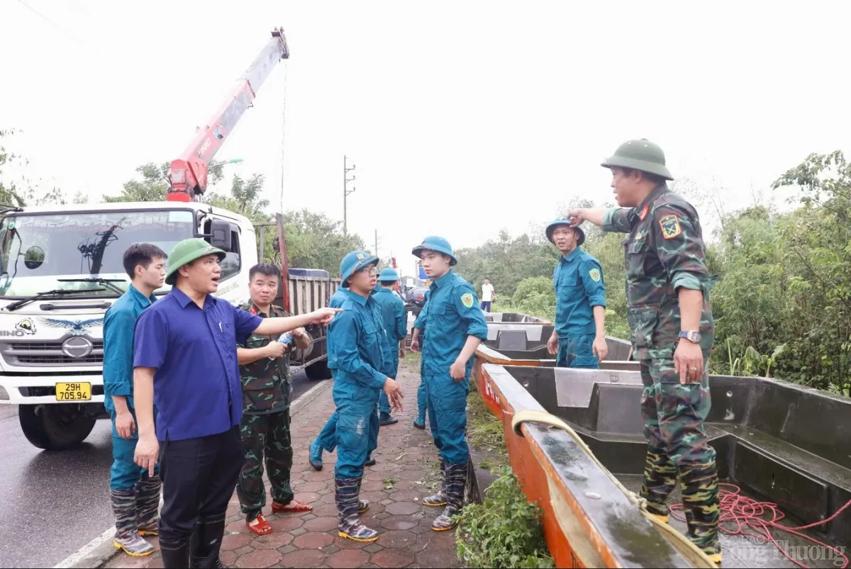 Chủ tịch Hà Nội: Tính toán phương án khi nước sông Hồng đạt mức báo động