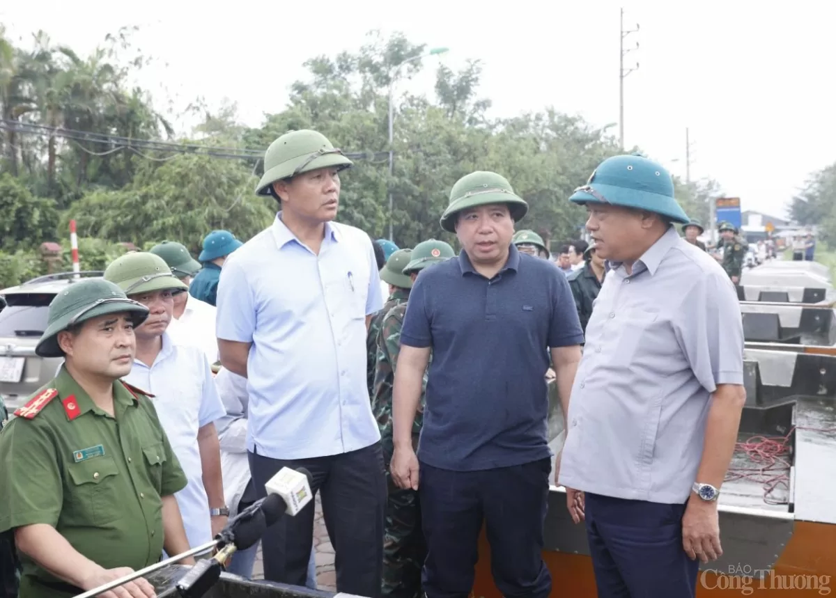 Chủ tịch Hà Nội: Tính toán phương án khi nước sông Hồng đạt mức báo động