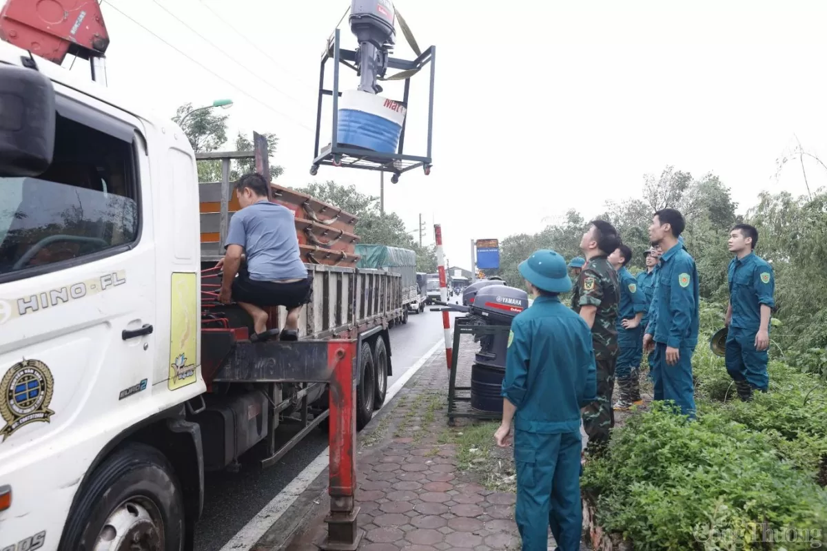 Chủ tịch Hà Nội: Tính toán phương án khi nước sông Hồng đạt mức báo động