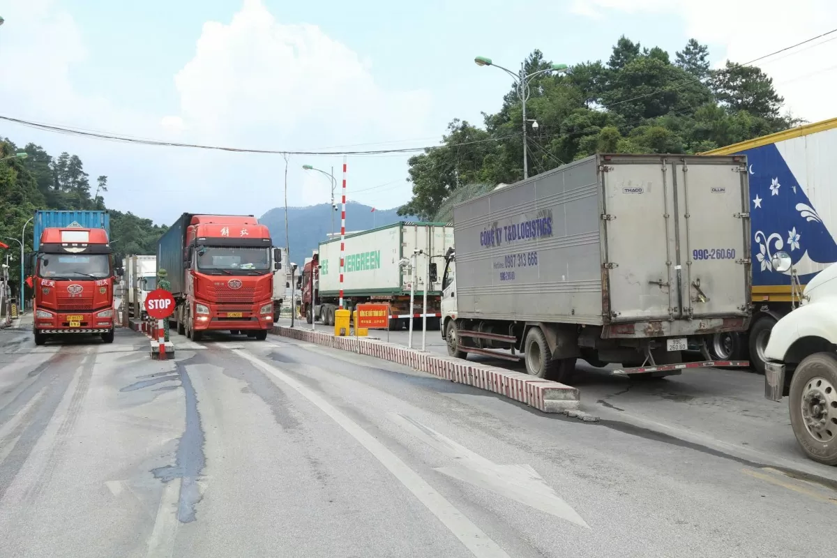 Lạng Sơn: Giao thương hàng hoá, thông tin liên lạc đã hoạt động bình thường sau bão số 3