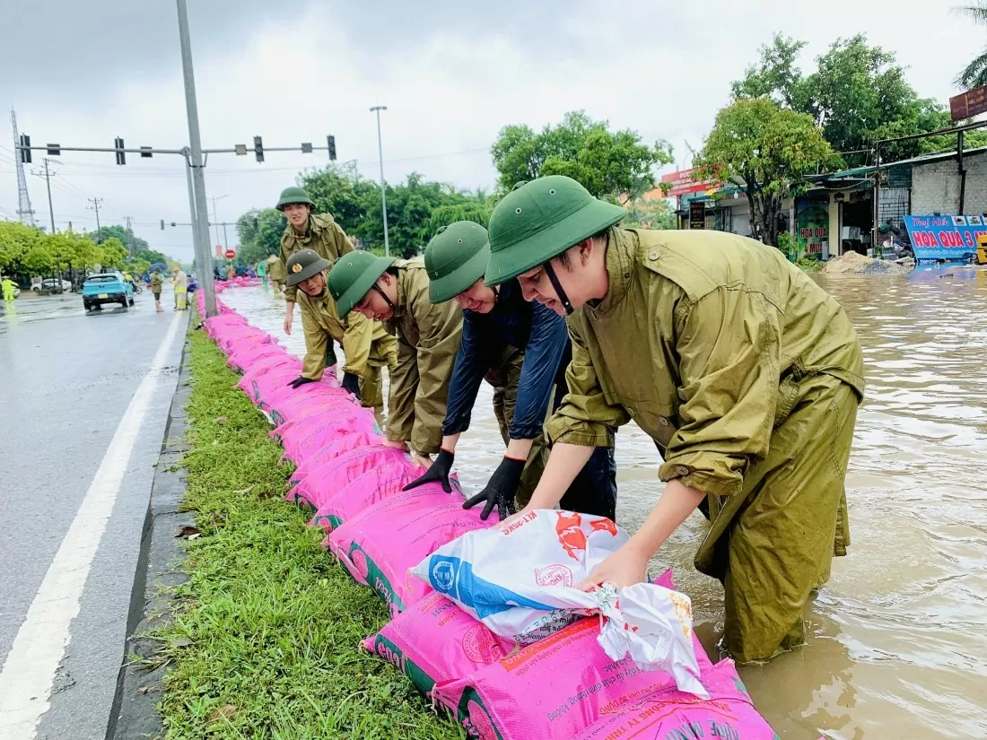 Hà Nam: Lũ sông Đáy vượt BĐ 3, hàng trăm hộ dân phải sơ tán