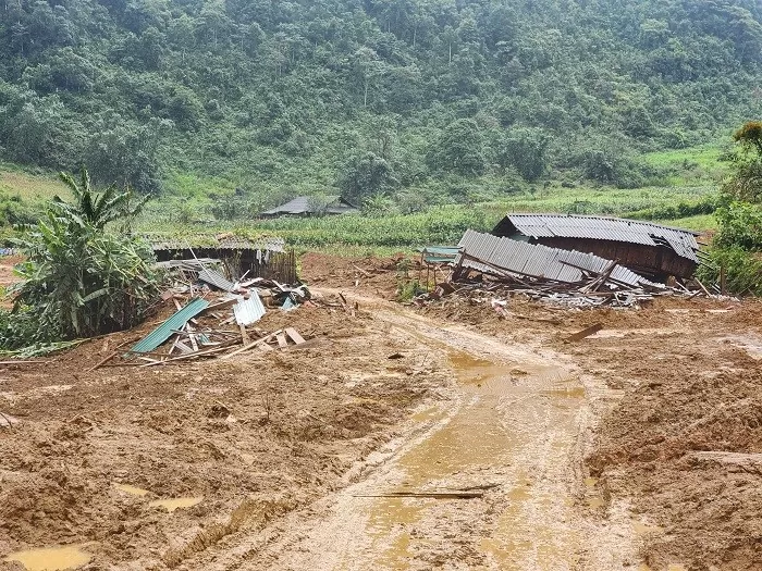 Cập nhật: Toàn cảnh tình hình các địa phương gồng mình chống mưa lũ, ngập lụt, sạt lở