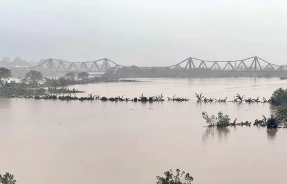 Thủ tướng chỉ đạo tập trung ứng phó lũ lớn, đảm bảo an toàn đê điều Bắc Bộ