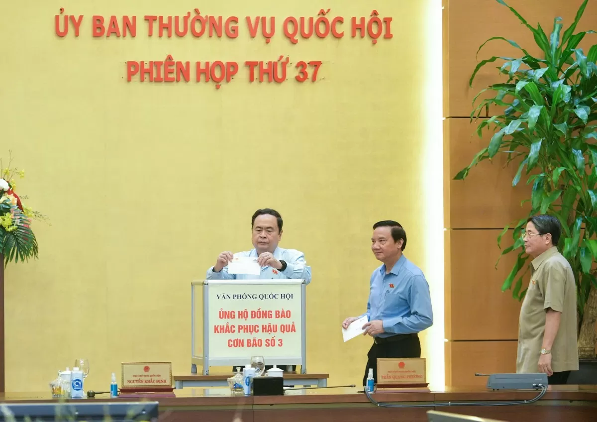 Ủy ban Thường vụ Quốc hội ủng hộ đồng bào khắc phục hậu quả cơn bão số 3