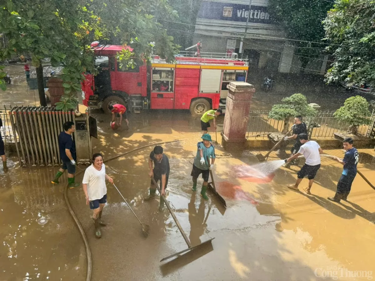 Hàng cứu trợ đã đến Yên Bái, chuẩn bị được trao gửi tới bà con vùng ngập lụt