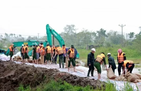 Bộ Công an: Tập trung ứng phó lũ lớn, đảm bảo an toàn đê điều trên các sông ở Bắc Bộ