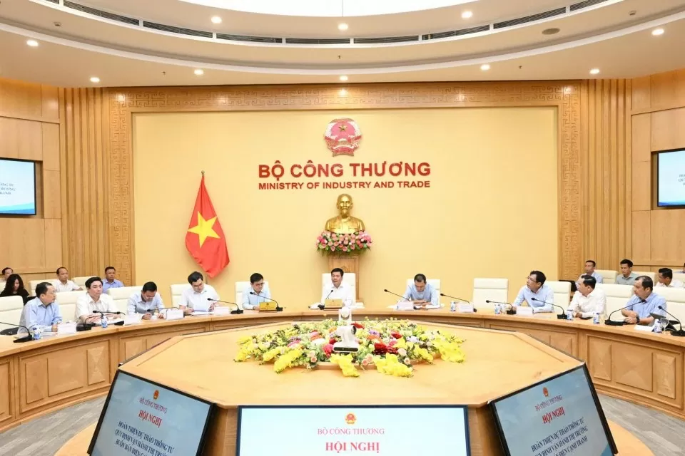 Khẩn trương hoàn thiện Dự thảo Thông tư quy định vận hành thị trường bán buôn điện cạnh tranh