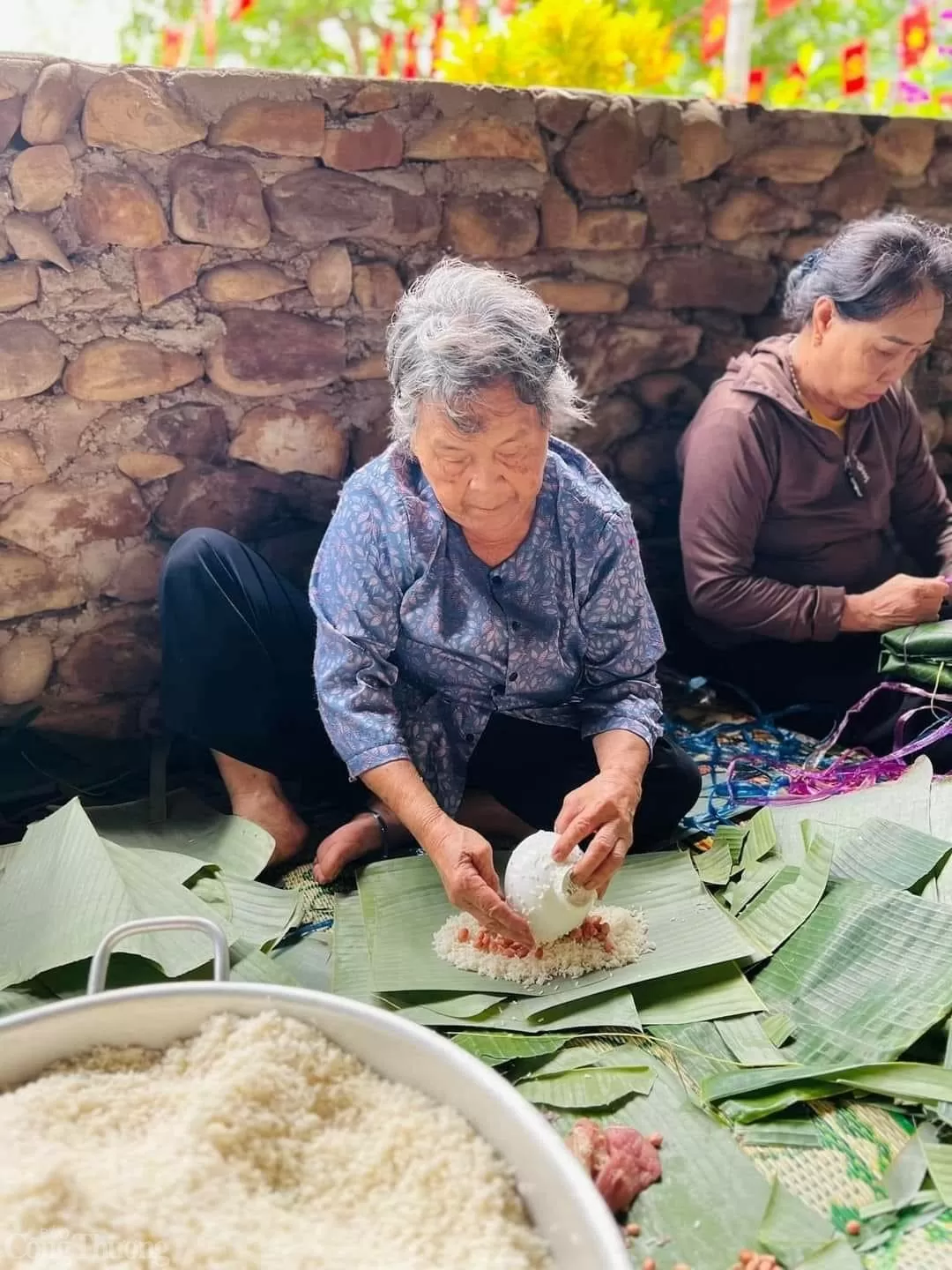 Từ vùng cao đến miền xuôi, tất cả đều đóng góp cho miền Bắc thân yêu