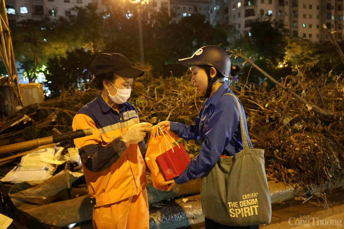 Đoàn Thanh niên Báo Công Thương: Những món quà trao đi, sự sẻ chia ở lại