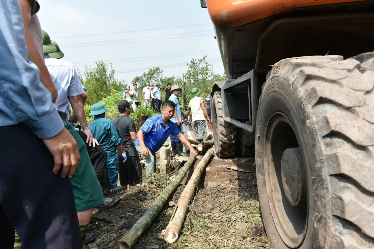 Thông tin chính thức sự cố vỡ bờ sông Ngũ Huyện Khê ở Hà Nội