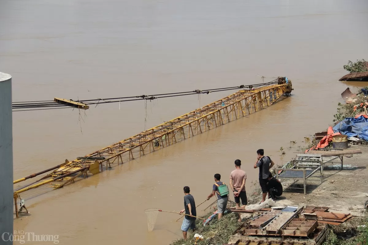 Cận cảnh cầu Đuống sau khi khôi phục giao thông Cận cảnh cầu Đuống sau khi khôi phục giao thông