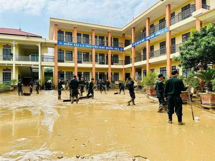 Bộ Giáo dục và Đào tạo đề nghị hỗ trợ học phí cho học sinh bị ảnh hưởng bão lũ