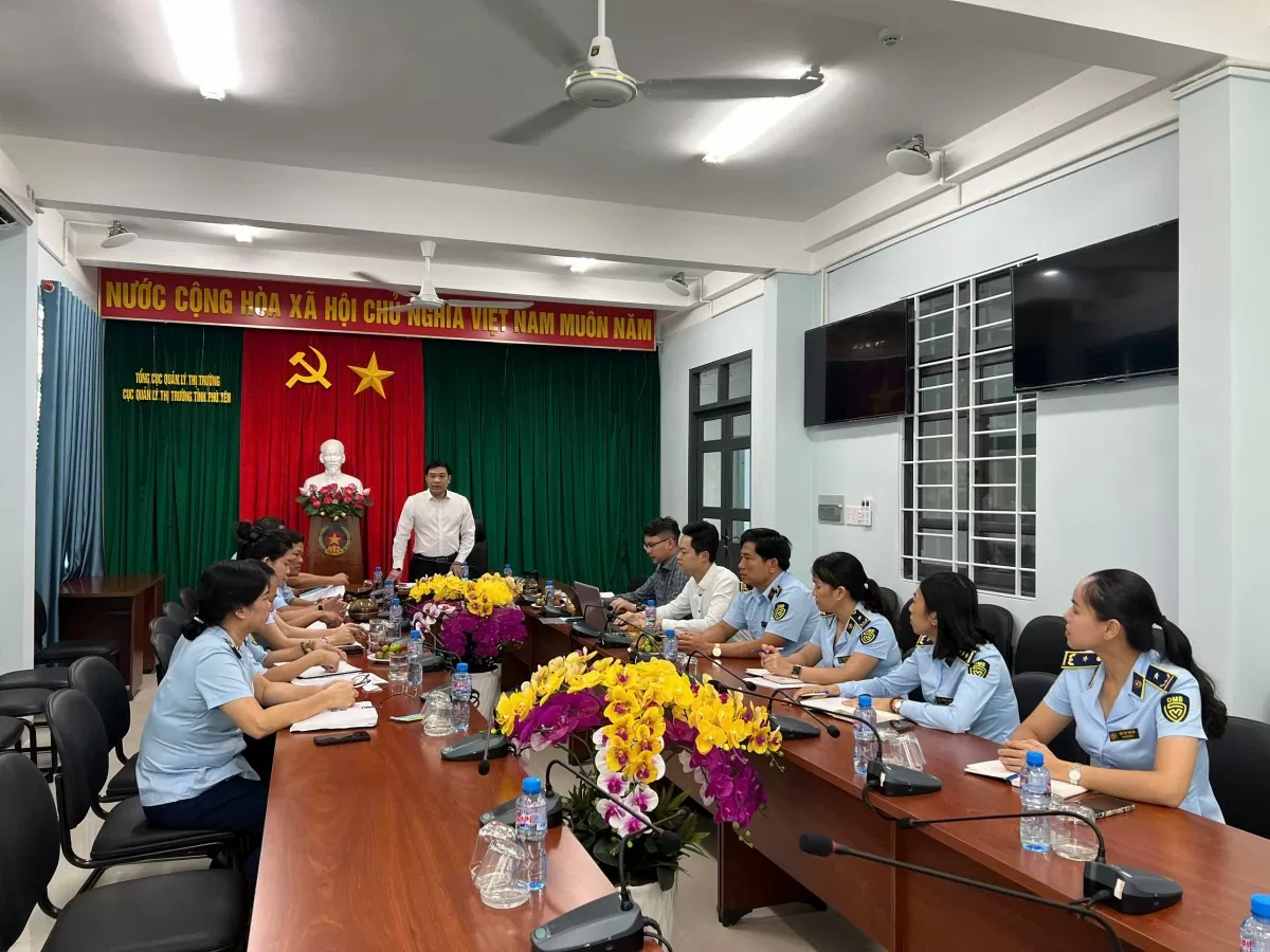 Đoàn công tác Thanh tra Bộ Công Thương làm việc với Cục Quản lý thị trường các tỉnh