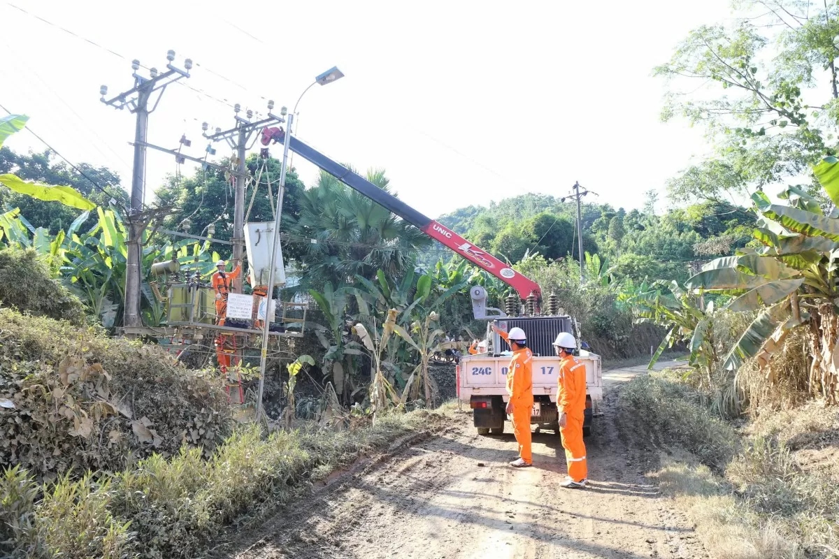 Lào Cai: Hệ thống điện thiệt hại trên 53 tỷ đồng sau bão số 3