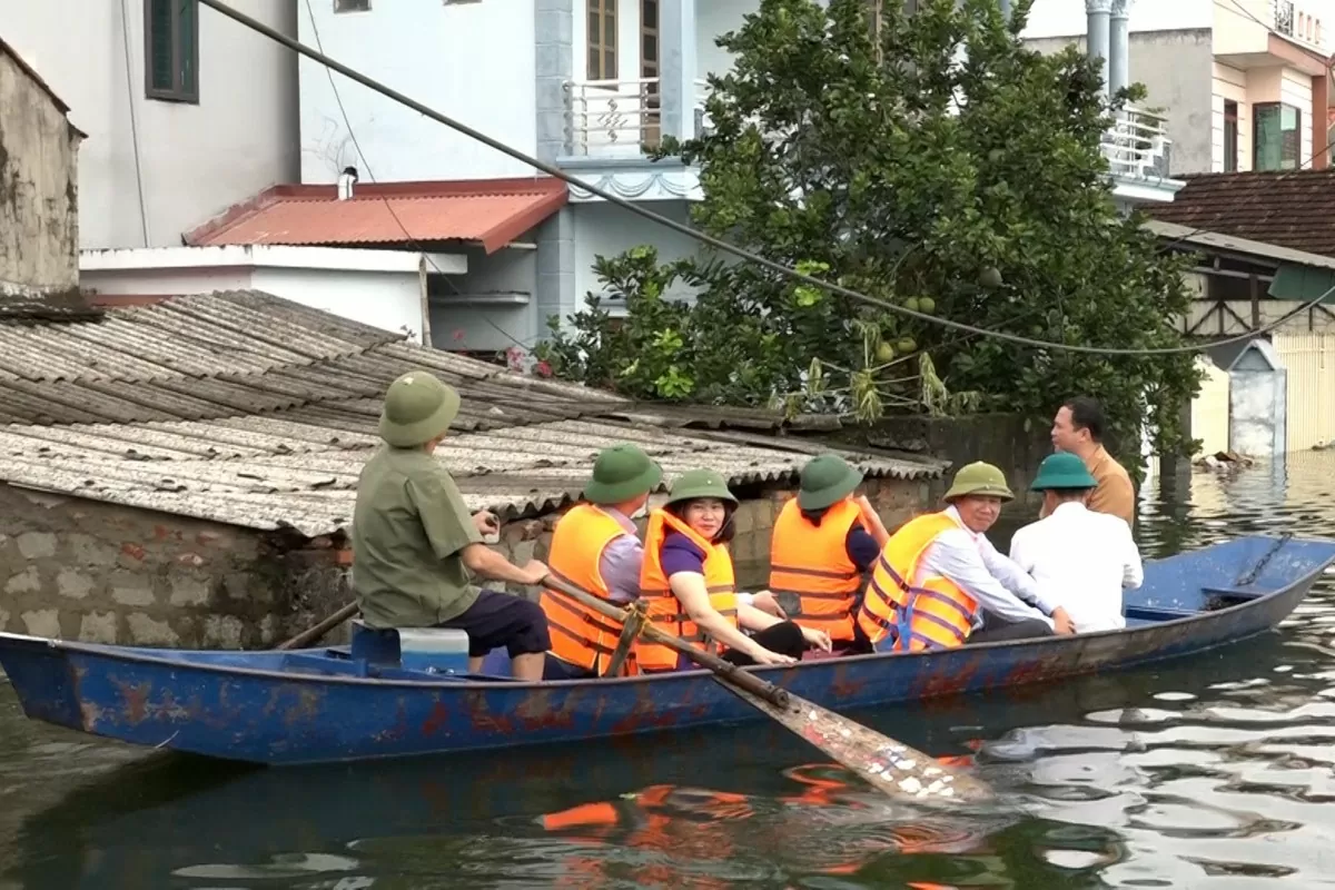 Hà Nội: Huyện Mỹ Đức vẫn chìm trong biển nước