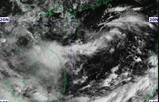 Tin áp thấp nhiệt đới khẩn cấp mới nhất sáng nay ngày 18/9: Áp thấp cách quần đảo Hoàng Sa khoảng 180km