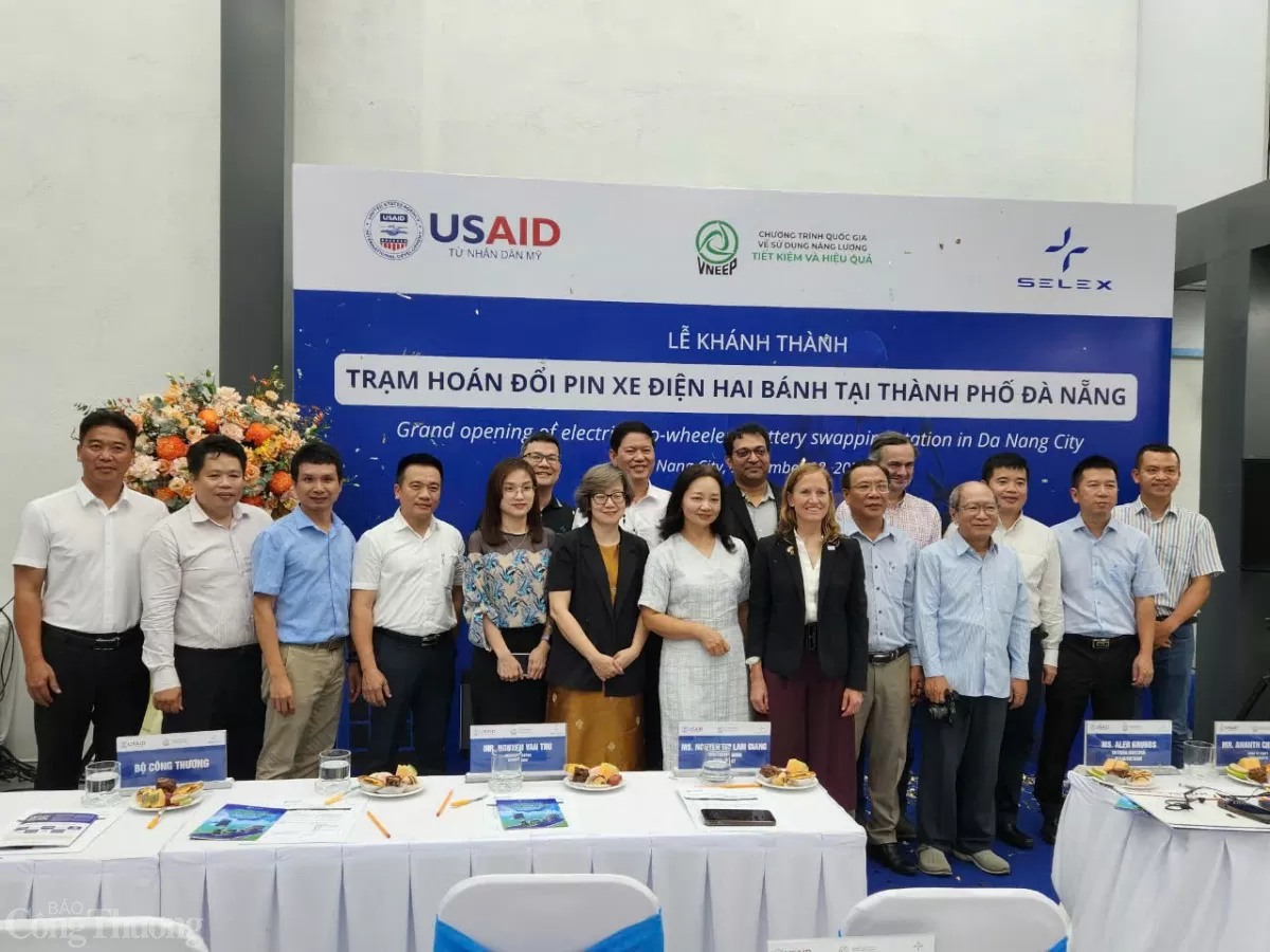 Đà Nẵng: Khánh thành trạm hoán đổi pin xe điện hai bánh đầu tiên